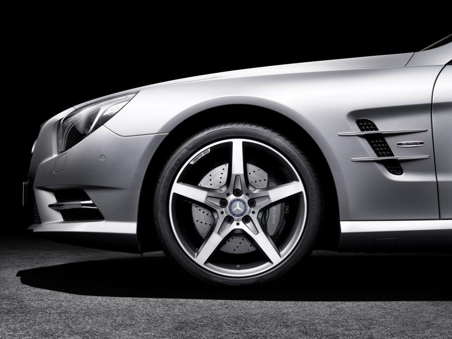  Mercedes-Benz SL350 2012 года  (фото 19 из 24)